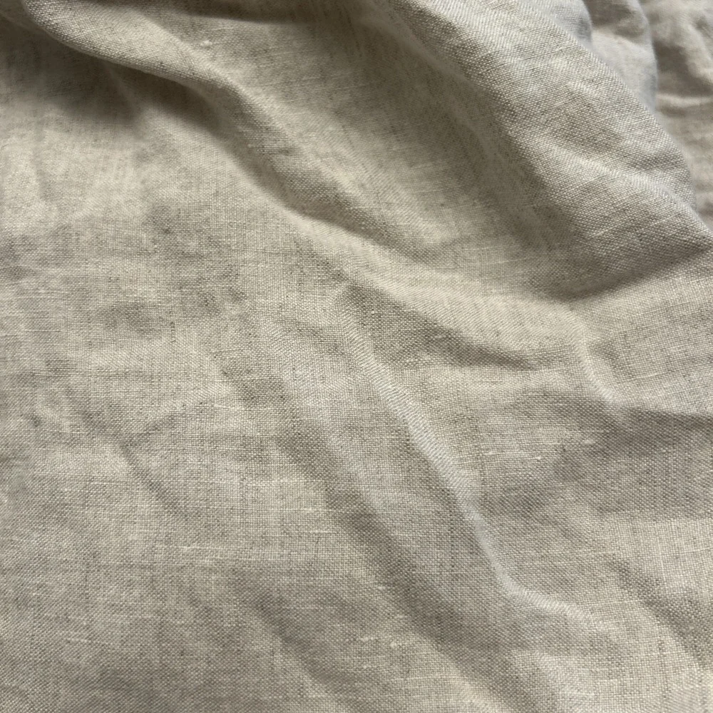Pottery Barn Belgian Flax Queen Size Fitted Sheet Only in Natural / Beige